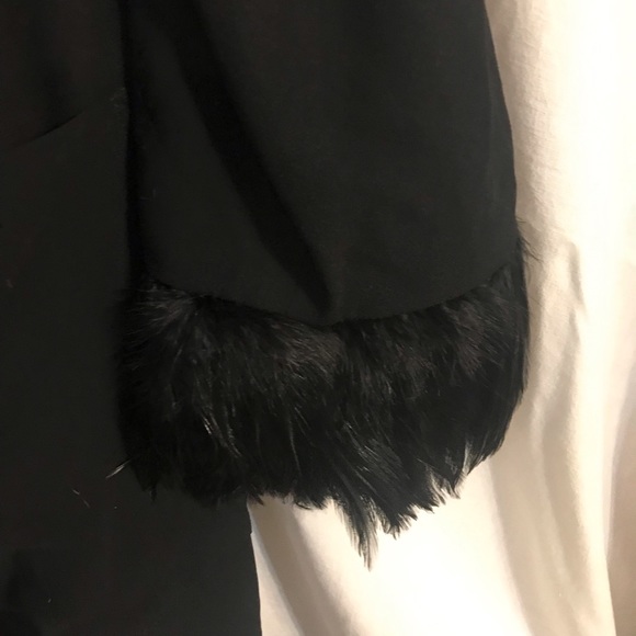 Harve Benard by Benard Holtzman black size 4 knee length jacket. - Picture 2 of 9